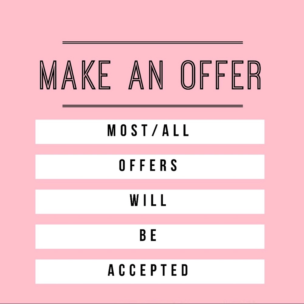 MAKE AN OFFER ❣️